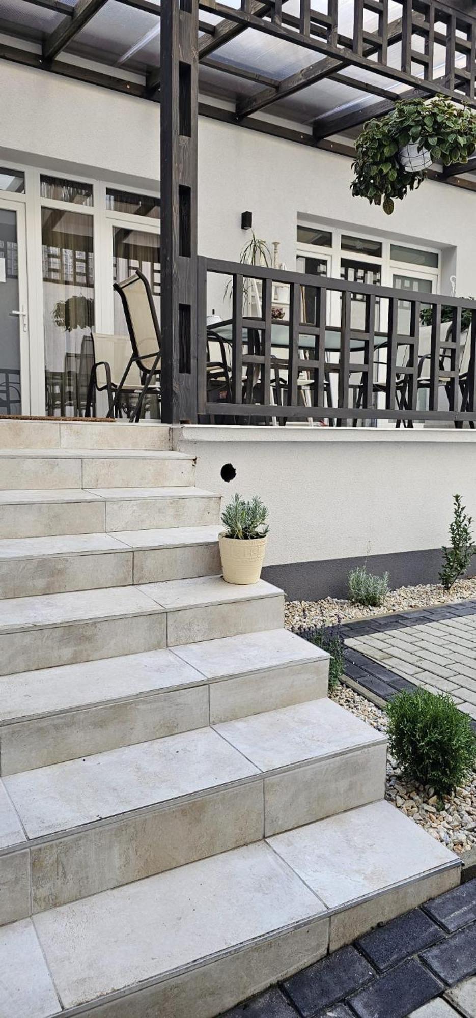 Peterfia Boutique Apartments Debrecen Ngoại thất bức ảnh