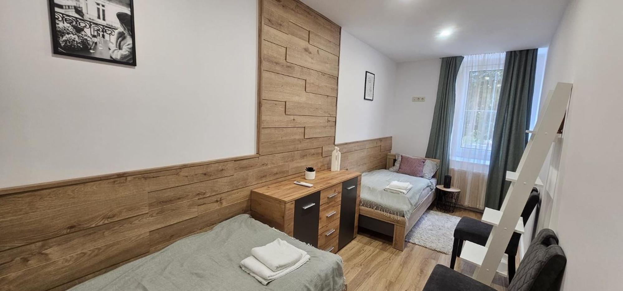 Peterfia Boutique Apartments Debrecen Ngoại thất bức ảnh